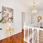 Sunshine House فارو