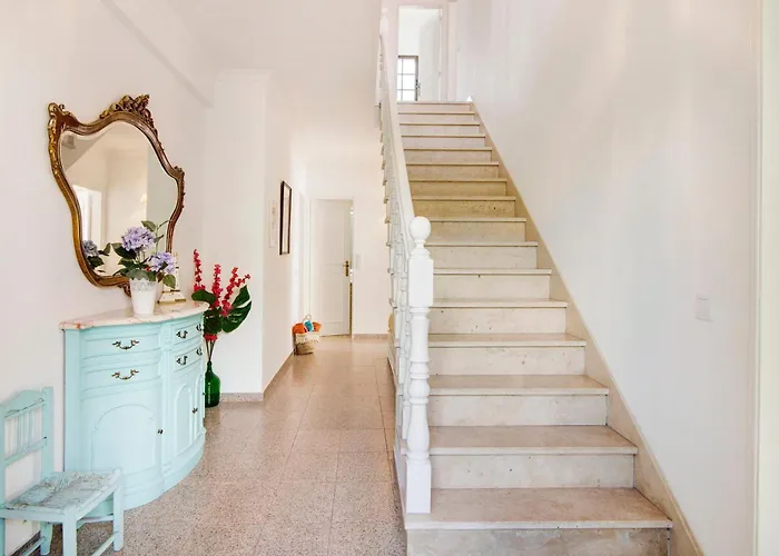 Villa Sunshine House