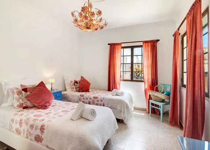 Villa Sunshine House *