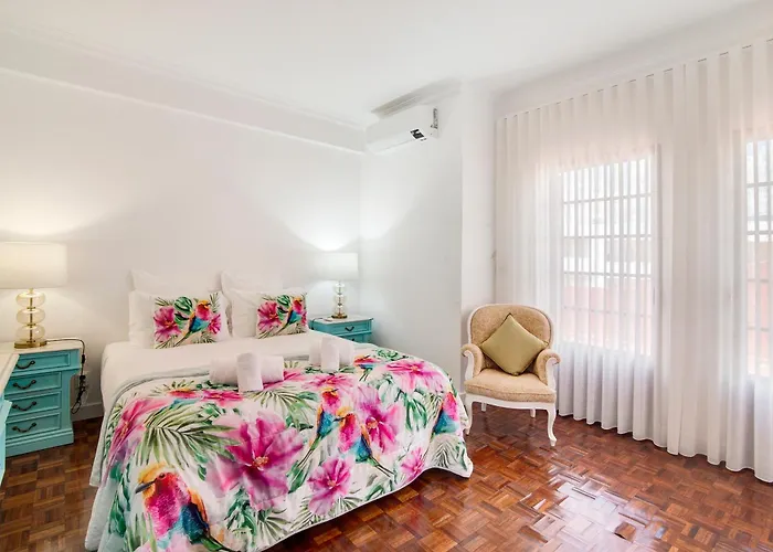 Villa Sunshine House *